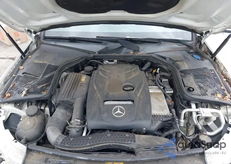 2016 Mercedes-Benz C 300 Luxury/Sport из США, поврежденный, VIN 55SWF4JB1GU168112